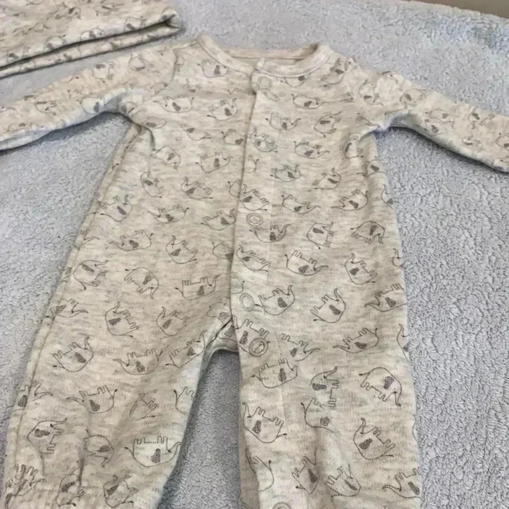 Carter’s baby set - Picture 4 of 8